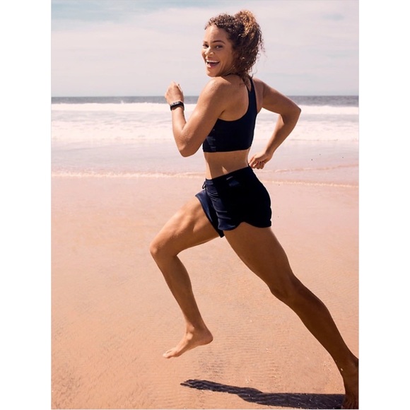 NWT Athleta Surge Short - Picture 8 of 8